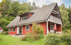 4 Bedroom Lovely Home In Näsum, Näsum